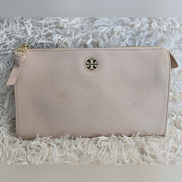 Tory Burch Crossbody - Picture 3 of 17